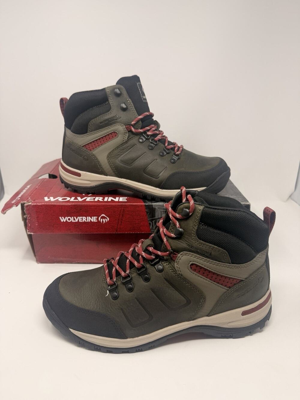 Wolverine Women's Chisel 2 Waterproof Work Boot Size 11 Soft Toe Hiking Boots